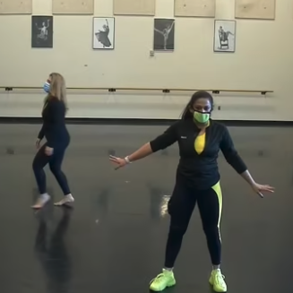 Screenshot of Sarika Nayak teaching Bollywood