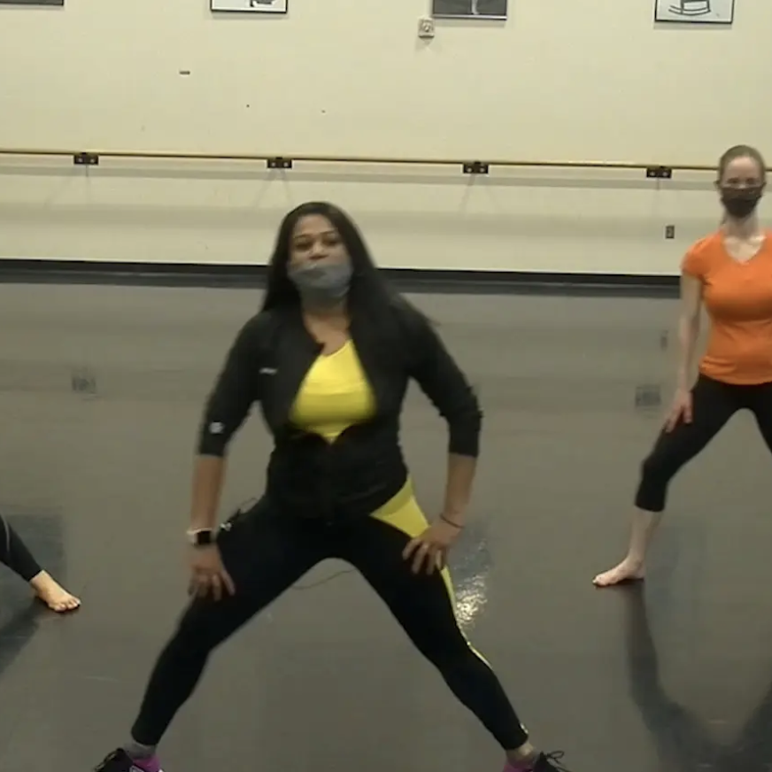 Sarika Nayak teaches Bollywood (screenshot)