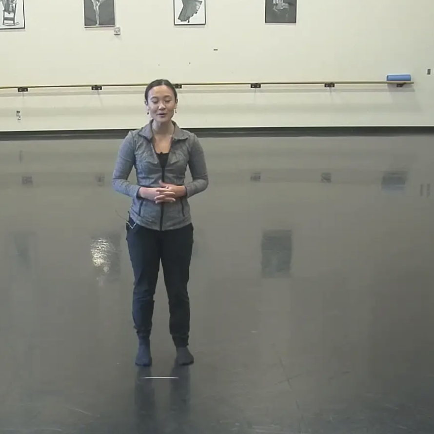 Jessica stands in a screenshot from teaching Modern II